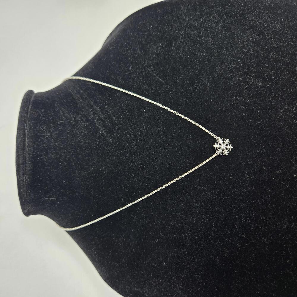 Pandora Sterling Silver Snowflake Pendant Necklace Crystal Delicate Dainty